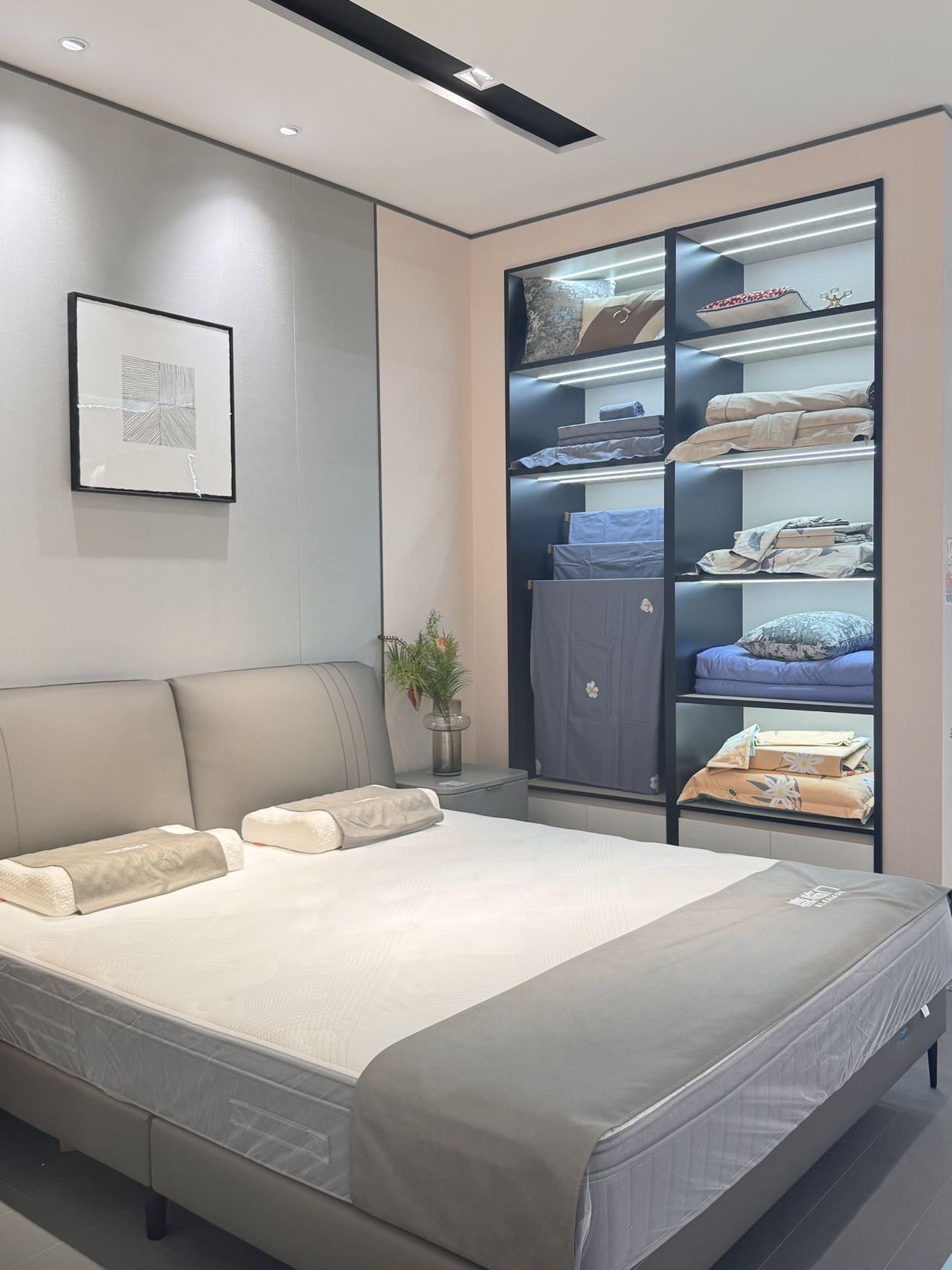 喜臨門 匠心鑄就軟體家具高品質(zhì)，同心共筑家居夢(mèng)想